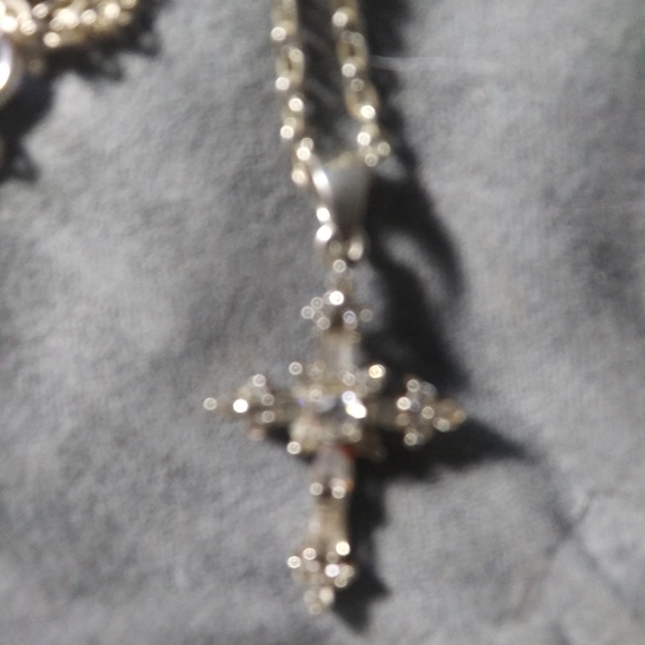 Necklace - Picture 2 of 2